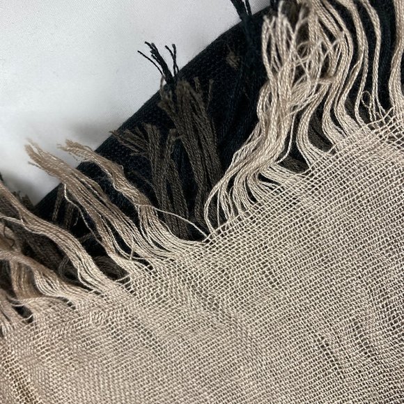 BCBGMaxAzria Tan and Black Fringe Blanket Scarf One Size - Picture 4 of 13
